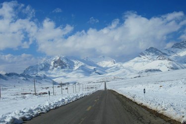 کوه‌های برفی غرب اصفهان