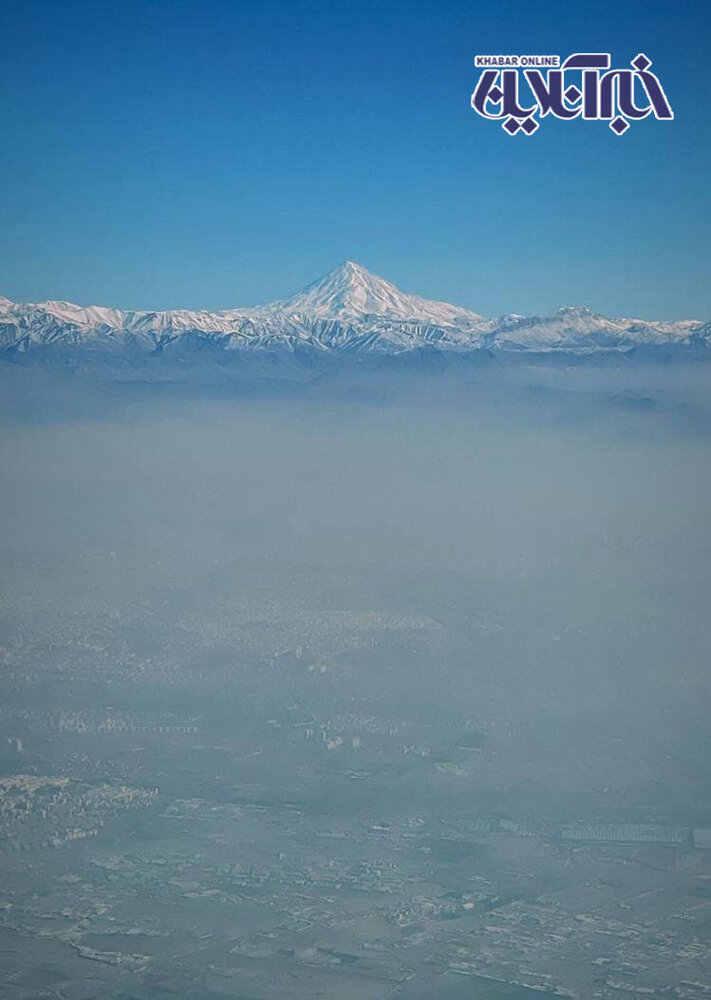 تصویری خاص از قله دماوند؛ تهران غرق در دود و سُرب
