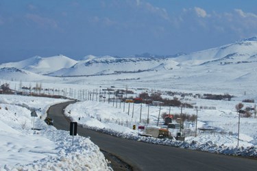 کوه‌های برفی غرب اصفهان