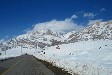 کوه‌های برفی غرب اصفهان