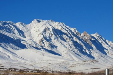 کوه‌های برفی غرب اصفهان