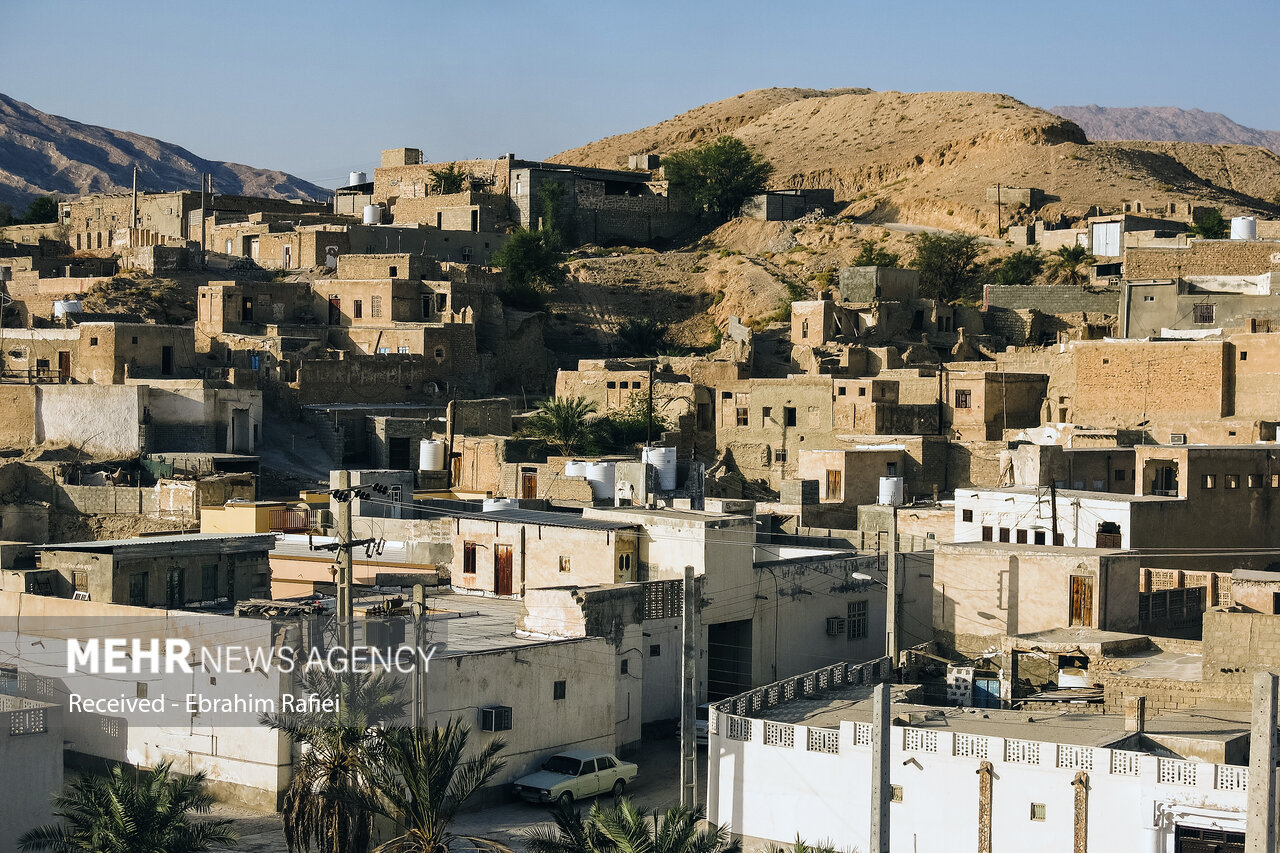 عکس/ دستکندی های یک استاد بنّا در روستای «کهتویه بستک» هرمزگان
