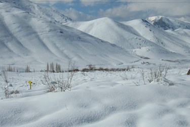 کوه‌های برفی غرب اصفهان