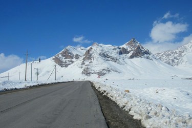 کوه‌های برفی غرب اصفهان