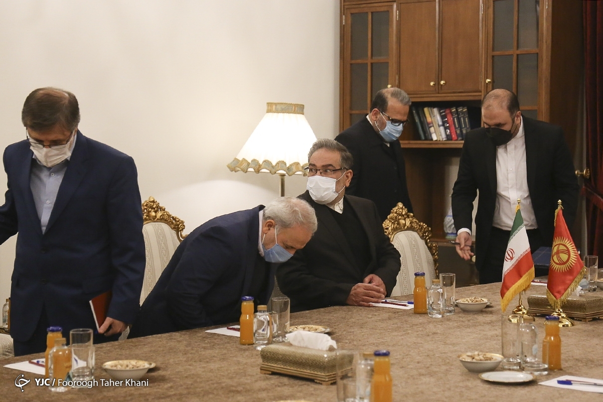 عکس/ دیدار علی شمخانی با معاون رئیس شورای امنیت ملی قرقیزستان