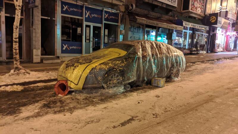 راهکار مردم برای فرار از یخبندان خودروها در ترکیه