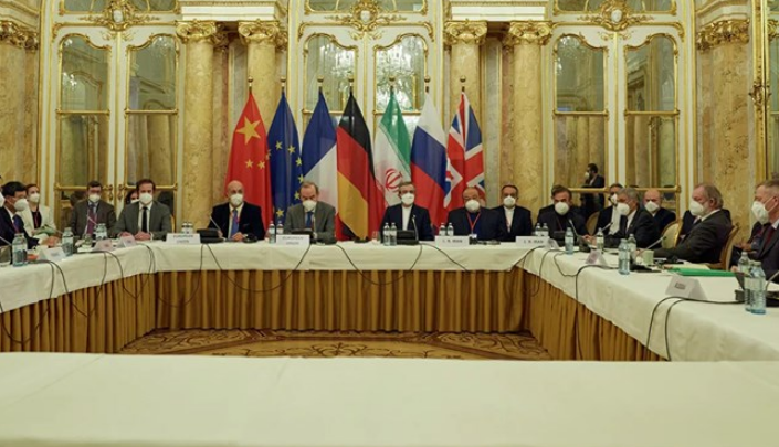 وال‌ استریت‌ ژورنال: همراه کردن روسیه و چین برای فشار بر ایران دشوار است