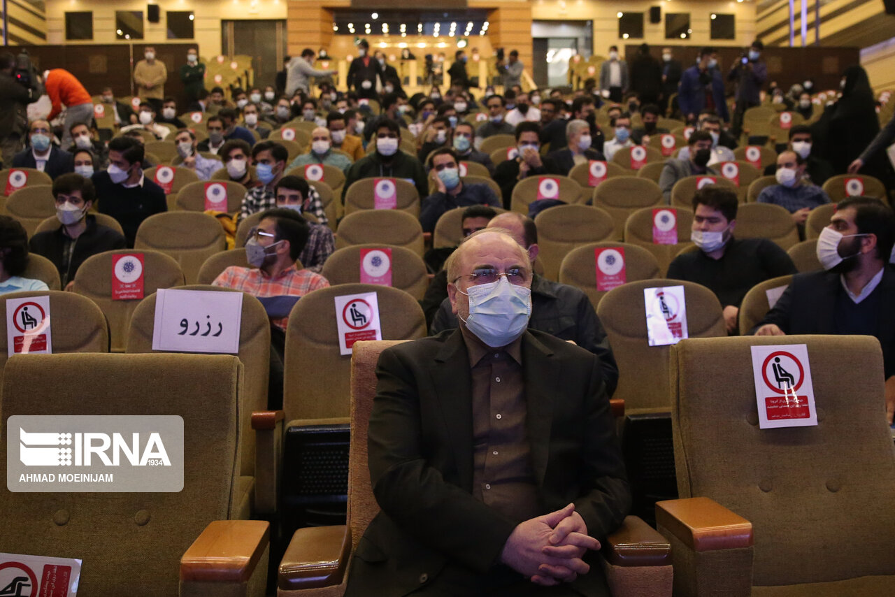 عکس/ مراسم روز دانشجو با حضور قالیباف 