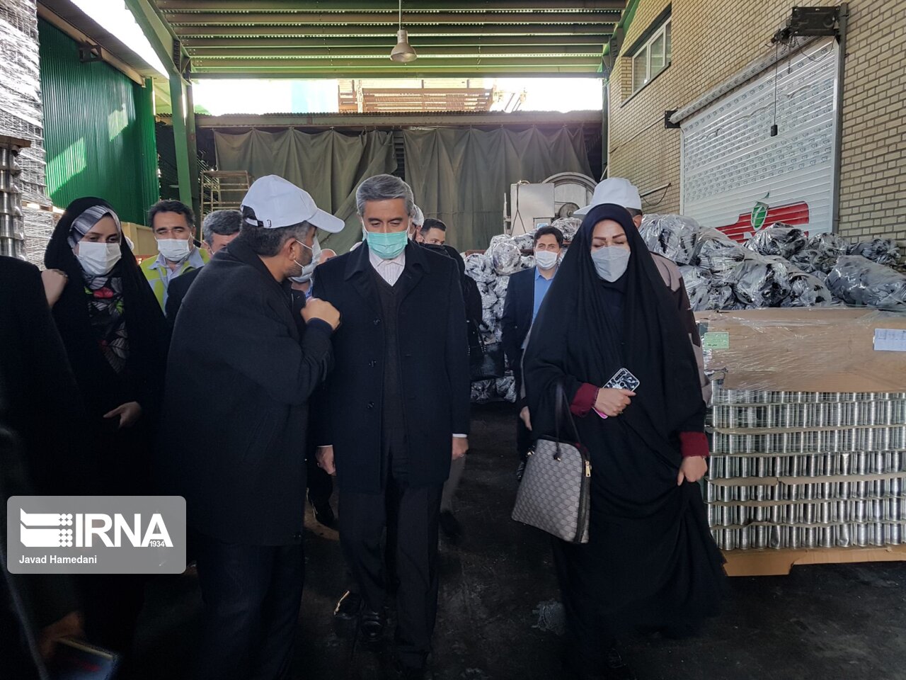 بازدید استاندار همدان از چند واحد تولیدی بزرگ استان