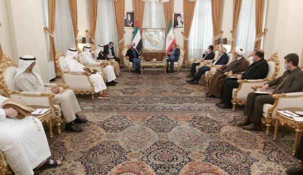 دیدار شمخانی با مشاور امنیت ملی امارات؛ دو طرف برای گرم شدن روابط ابراز امیدواری کردند