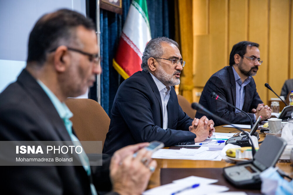 نشست خبری معاون پارلمانی رییس جمهور