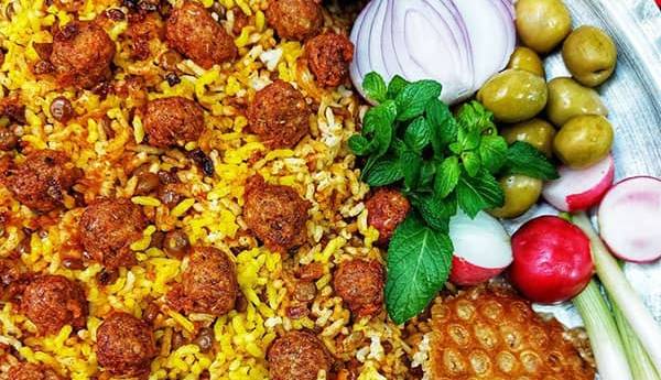 تهیه عدس پلو گیلانی ساده با گوشت چرخ کرده