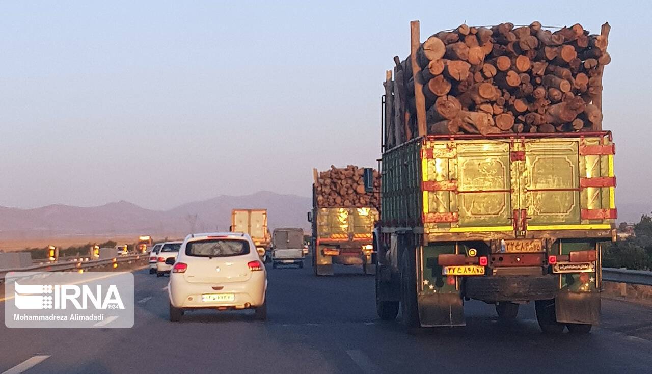 تردد روزانه کامیون ها در معابر شهری البرز ممنوع است