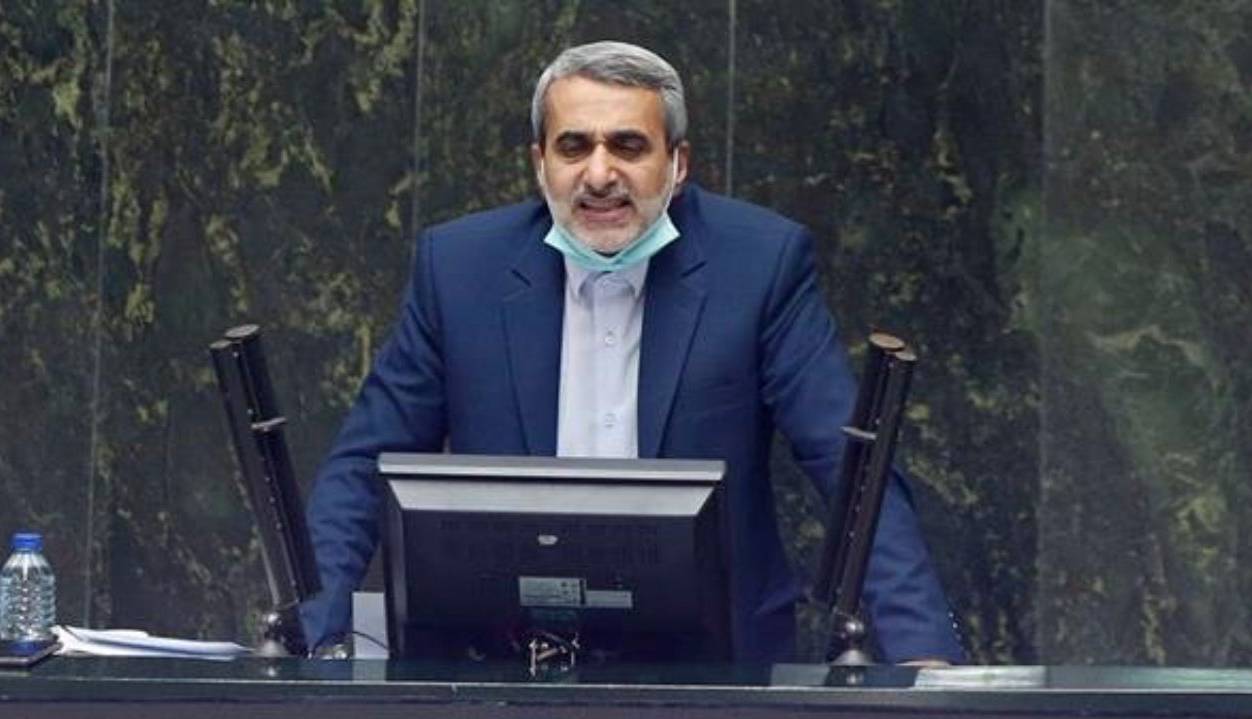نماینده اصفهان در مورد حقوق نجومی در وزارت نفت: می گویند سکوت کنید