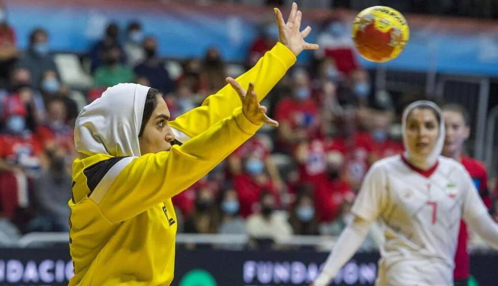 زنان با اخلاق ایرانی در جمع بهترین‌های هندبال جهان