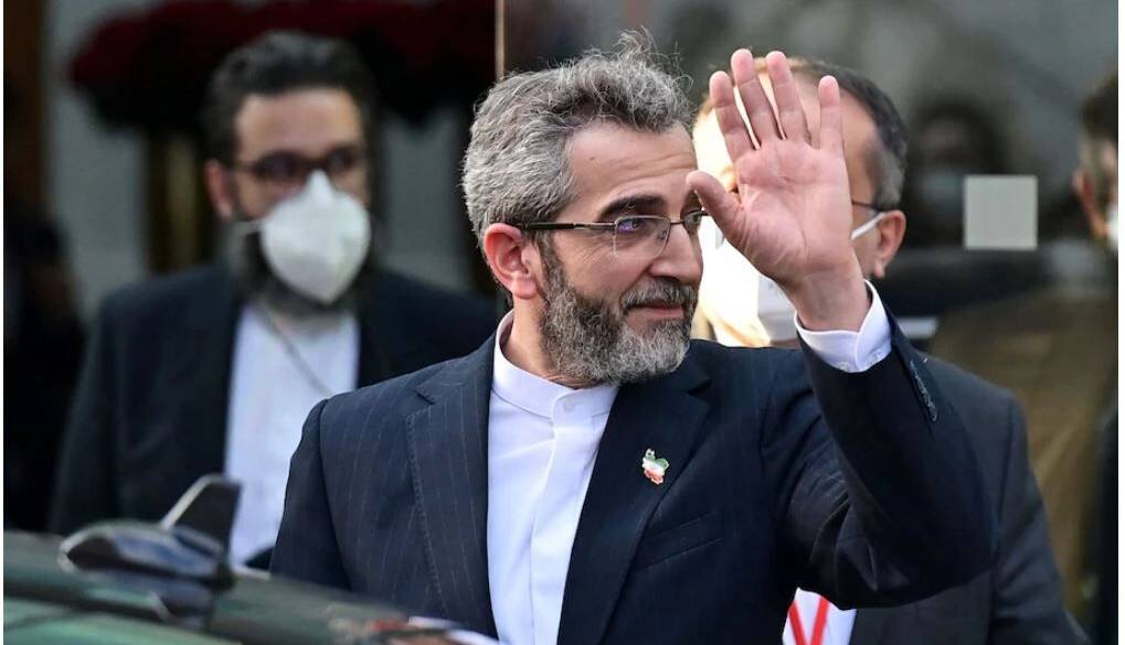 مذاکره کننده ارشد ایران وارد پایتخت اتریش شد