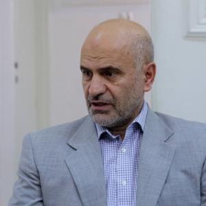 فرشاد مؤمنی: رئیس سازمان برنامه و بودجه فهمی از اقتصاد ایران ندارد 