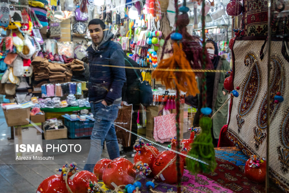 عکس/ شلوغی خیابان های تهران در یلدای ۱۴۰۰