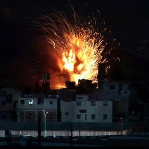 حملات شدید جنگنده‌های ائتلاف متجاوز سعودی به پایتخت یمن