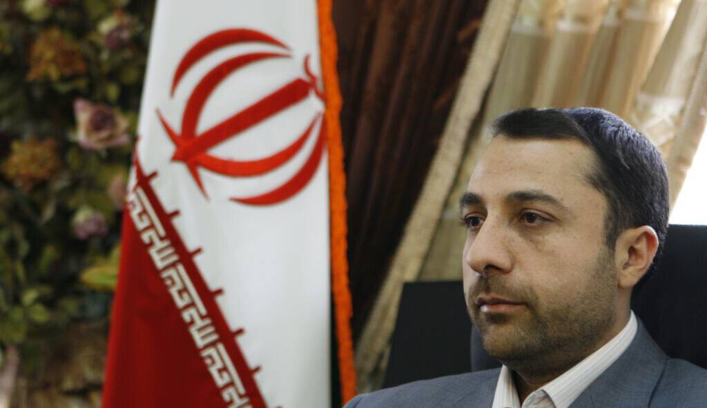 رئیس کل بانک مرکزی: سامانه فروش ارز خریداران خرد راه‌اندازی می‌شود