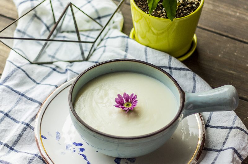 صفر تا صد تهیه «فرنی» فوق العاده خوشمزه در طبیعت