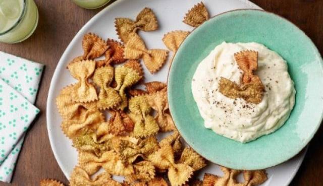 درست کردن پفک هندی با پاستا!