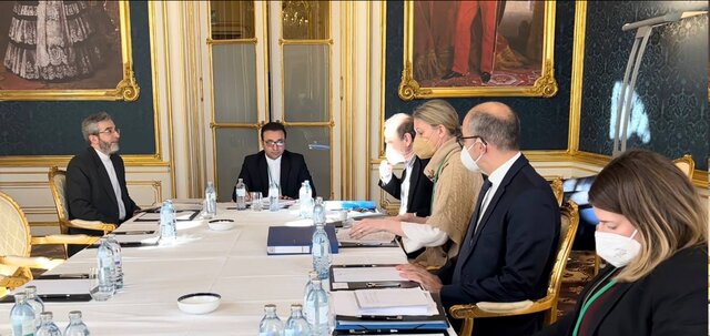 باقری با مورا و مذاکره‌کنندگان ارشد سه کشور اروپایی دیدار کرد