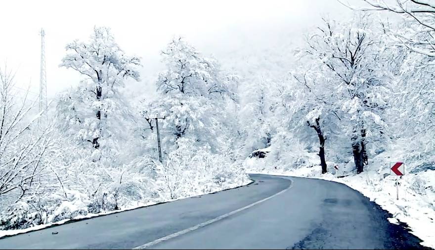 پلیس راه: مردم سفرهای خود را به تعویق بیندازند