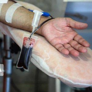 پزشک کهگیلویه و بویراحمدی به عنوان سفیر اهدای خون انتخاب شد