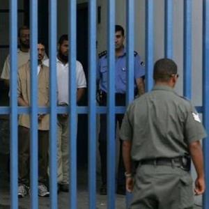 ابتلای بیش از ۴۰۰ اسیر فلسطینی به کرونا در زندان‌های رژیم صهیونیستی
