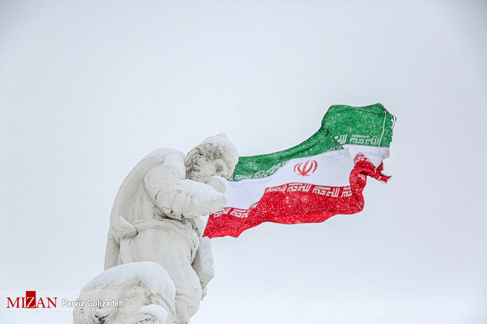 عکس/ بارش برف سنگین در اهر 