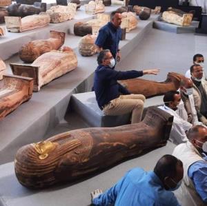 کشف بیش از 100 تابوت مومیایی در مصر!