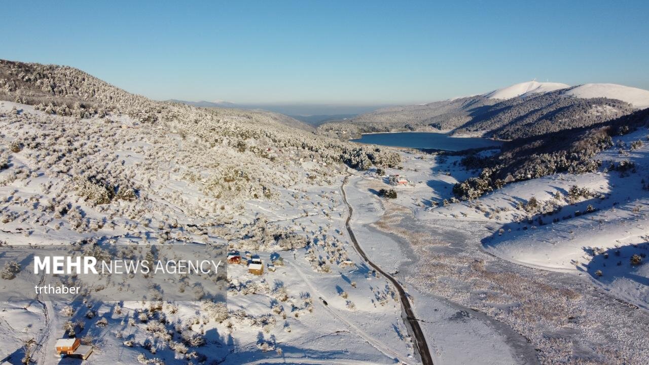 مناظر زیبای زمستانی در دریاچه آبانت