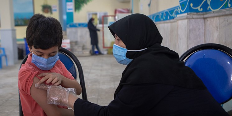 ادامه واکسیناسیون دانش‌آموزان خوزستانی از هفته آینده
