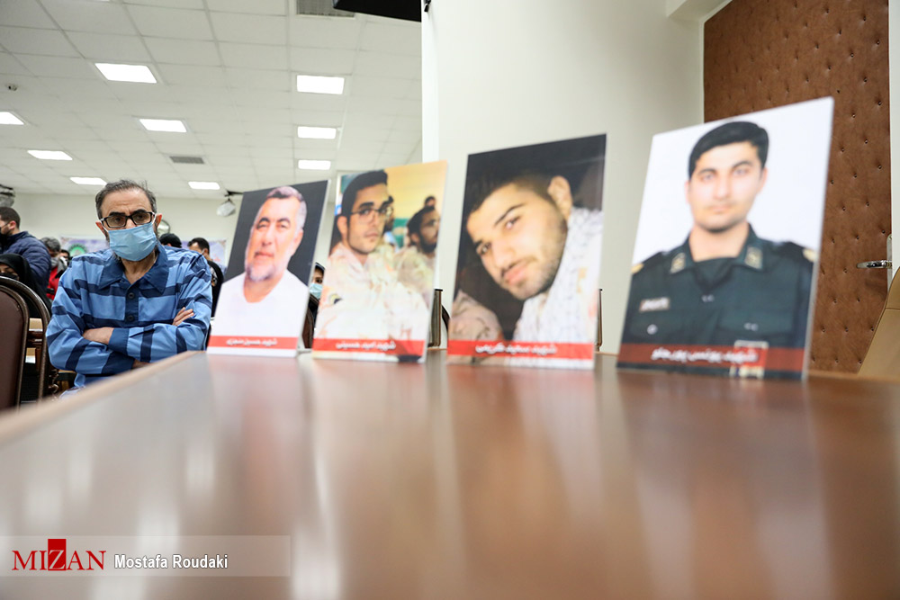 عکس/ اولین جلسه دادگاه سرکرده گروهک تروریستی حرکه النضال