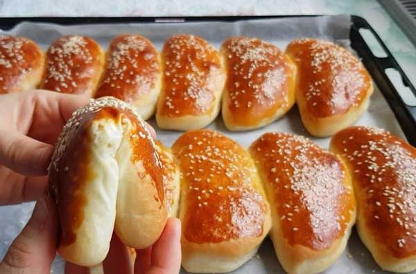 «نان پوآچا» نرم و پرطرفدار را به روشی عالی درست کنید