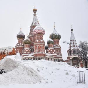 بارش برف دو متری در روسیه!