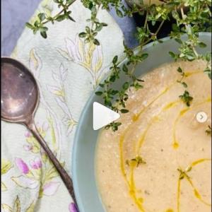 یک سوپ غلیظ و خوش عطر با گل کلم و آویشن
