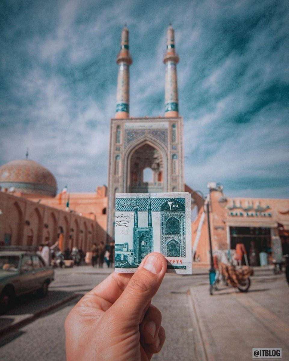 نمای جالب از مسجد جامع یزد
