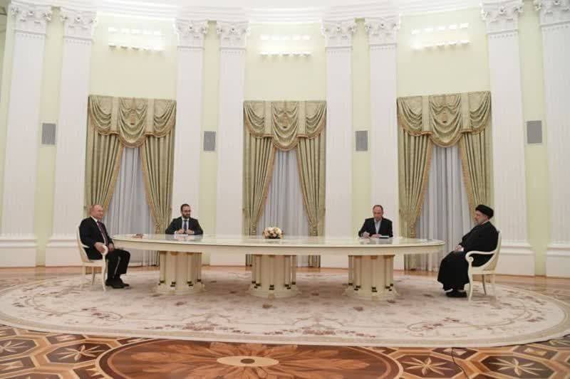 دیدار گرم در سرزمین سرما/ گزارش «آخرین خبر» از اولین روز سفر رئیسی به مسکو