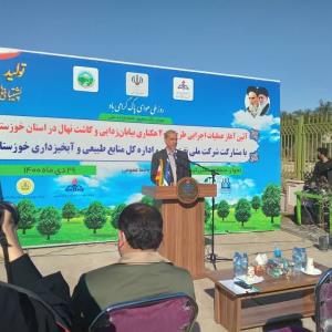 عملیات اجرایی طرح ۲ هزار هکتاری بیابان‌زدایی و نهال‌کاری در خوزستان آغاز شد