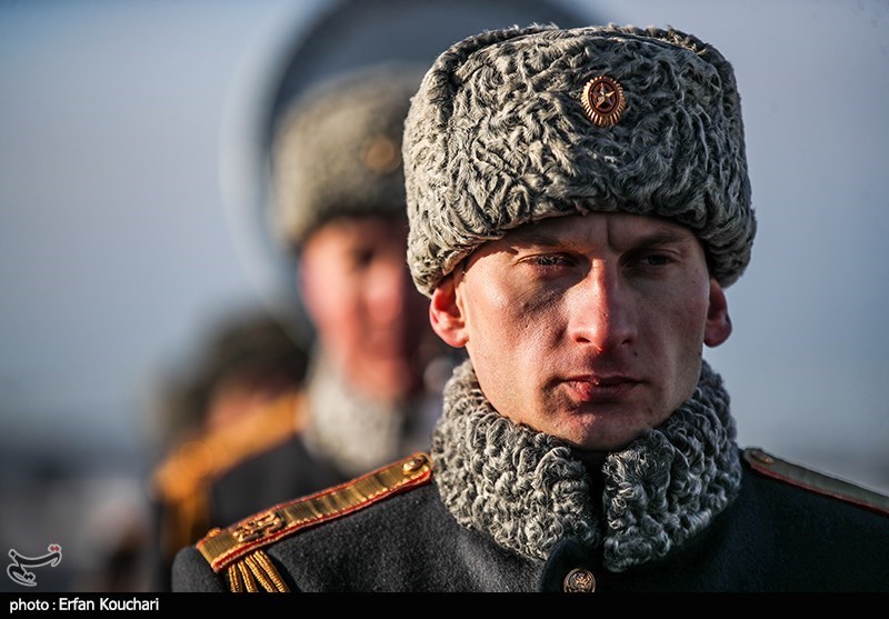 عکس/ گارد تشریفات ریاست جمهوری روسیه در هوای سرد مسکو