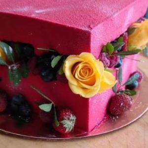 ایده ای جذاب برای تزیین کیک به مناسبت روز مادر