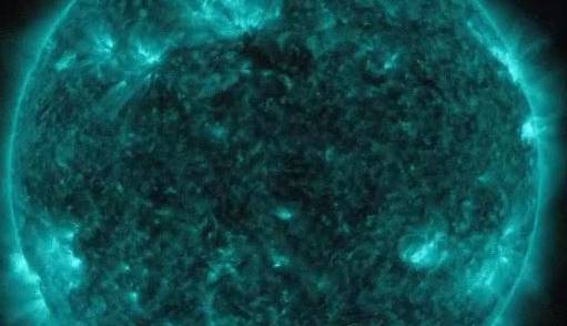 شراره خورشیدی قابل توجهی که دیروز ناسا ثبت کرد