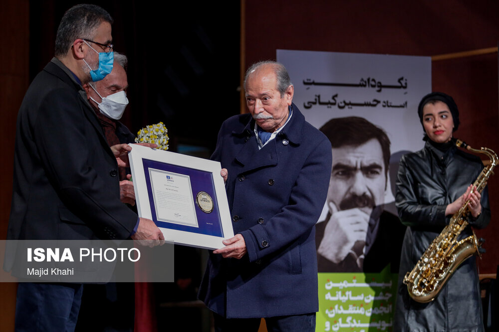 حضور چهره‌ها در جشن سالانه منتقدان و نویسندگان تئاتر