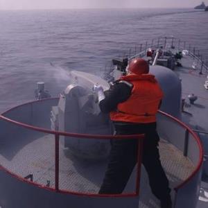 ناوهای ایران، چین و روسیه به سمت اهداف دریایی تیراندازی کردند