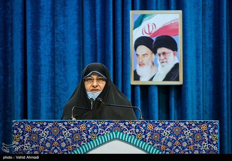 حاشیه ها در نماز جمعه تهران