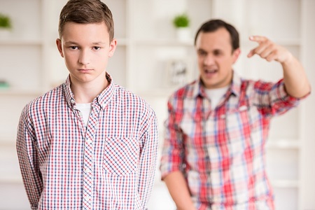 با نوجوان بی ادب چگونه برخورد کنیم؟