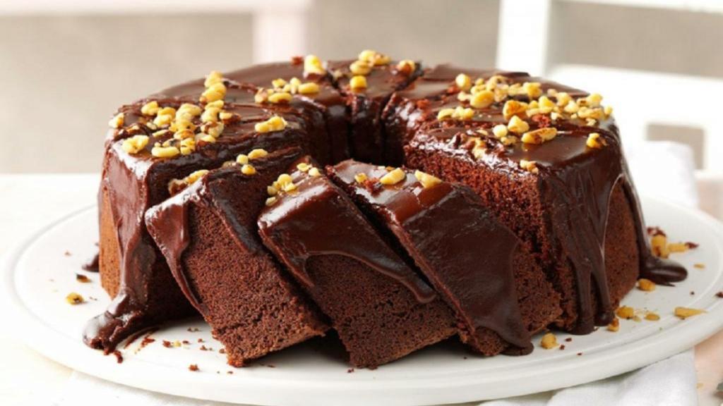 «کیک اسفنجی» خوش بافت با عطر و طعم کاکائو درست کنید