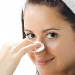 5 روش استفاده از گلیسیرین برای داشتن پوست لطیف